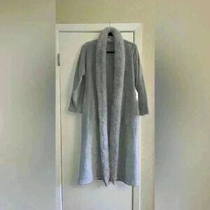 Pottery Barn Plush Alphine Robe
